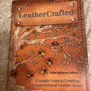 LeatherCrafted C. Sullivan (2015, Trade Paperback) Jewelry Book Craft Assemblage